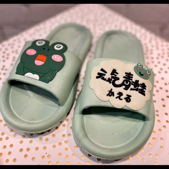 NWT frog Flip flop little Kids Size 1.5(8’inch) anti-slip confortable Beach. - Picture 11 of 17